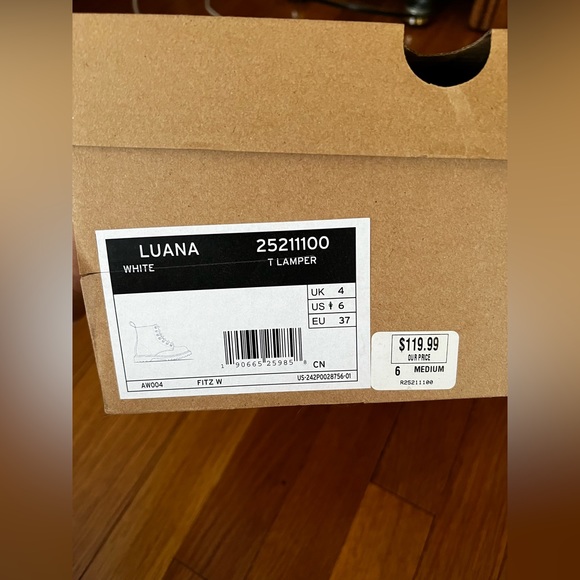 Dr.Martens 💕Luana white boots 💕size women’s 6 - Picture 7 of 11